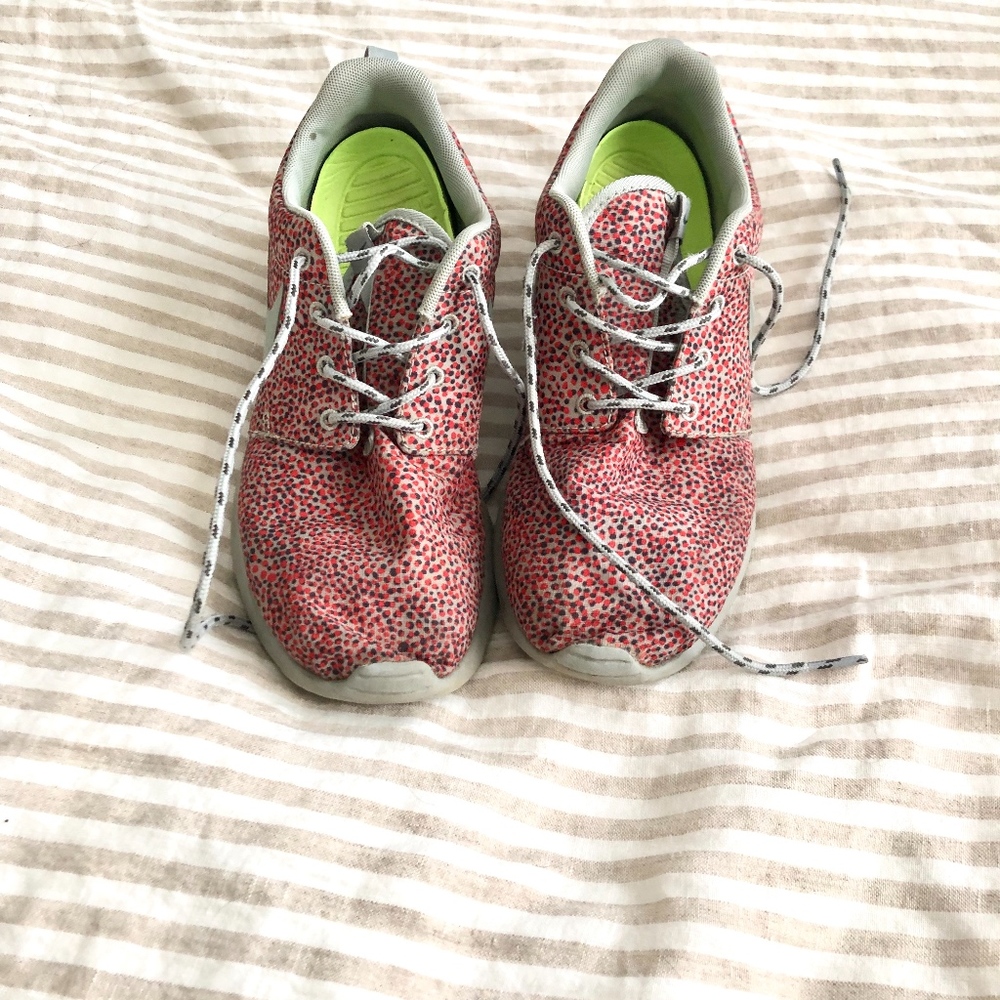 Nike Roshe Run Shoes